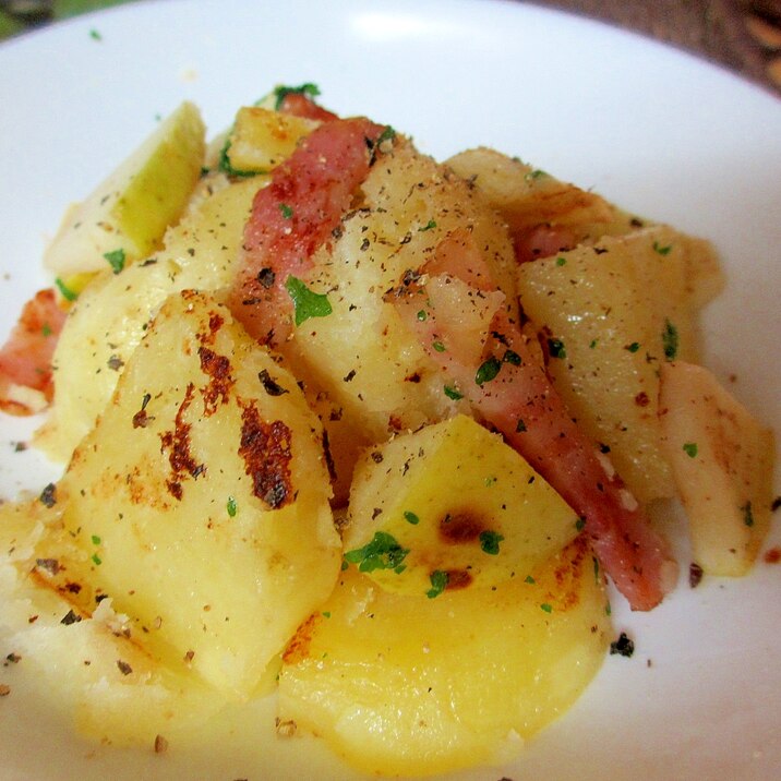 ジャガイモ ベーコン りんごのマヨ炒め レシピ 作り方 By Mococo05 楽天レシピ